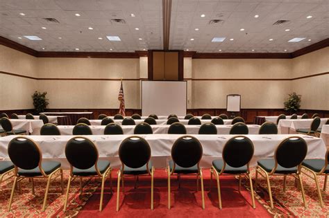 Careers at Sam's Town Hotel & Gambling Hall, Tunica.